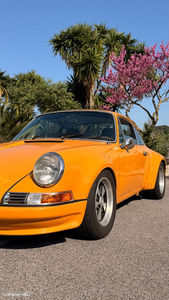 Porsche 911 Série F - 1