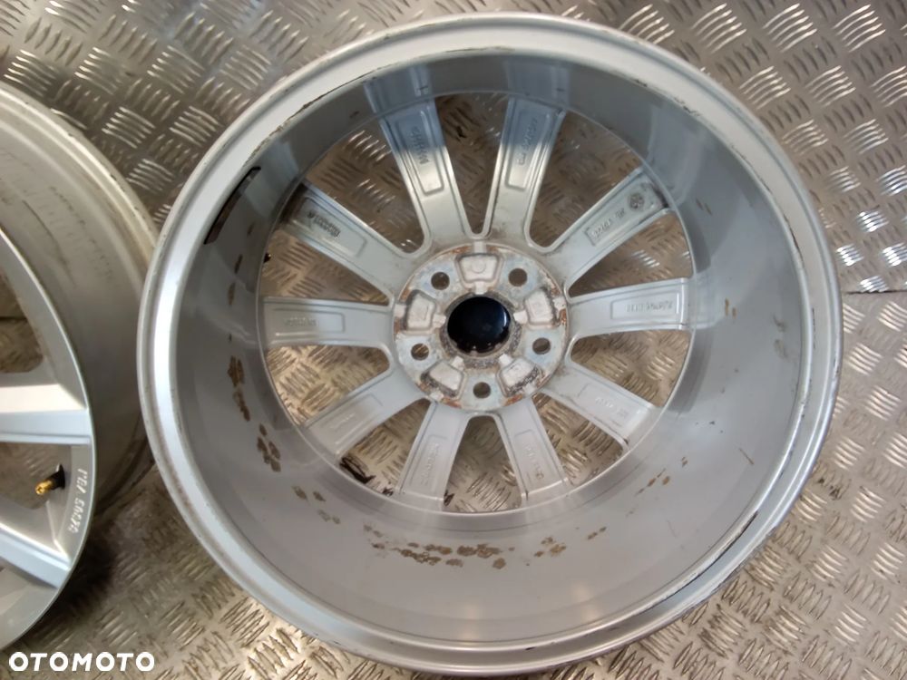 Felgi Vw Passat Arteon Tiguan Sharan T-Roc Golf 7Jx17 et38 5x112 - 6