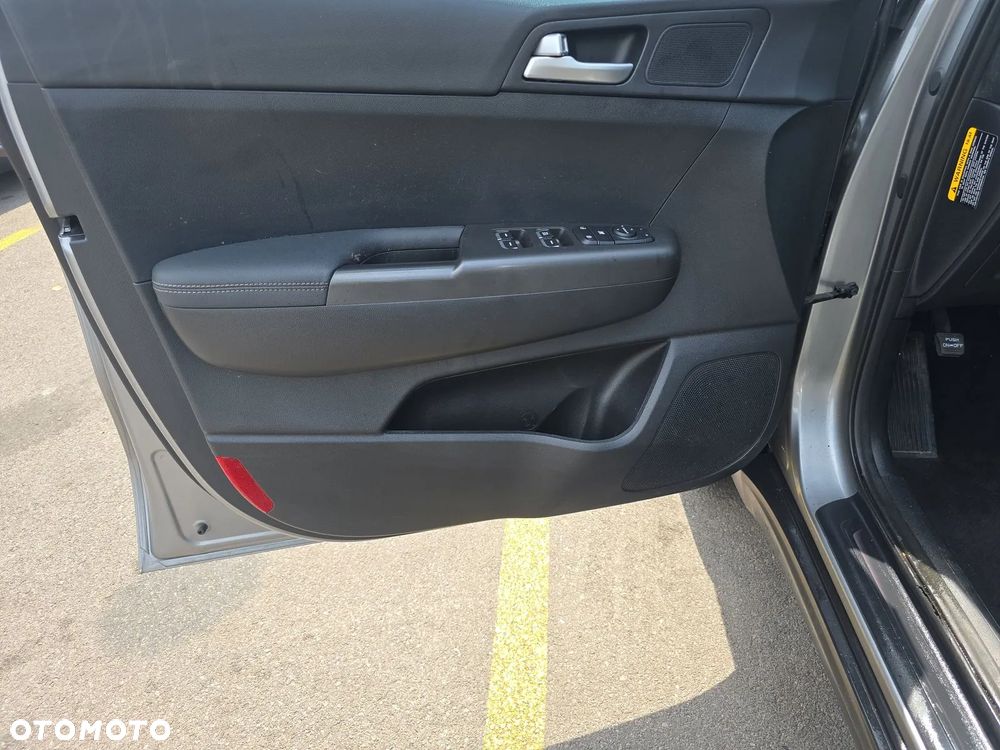 Kia Sportage - 12