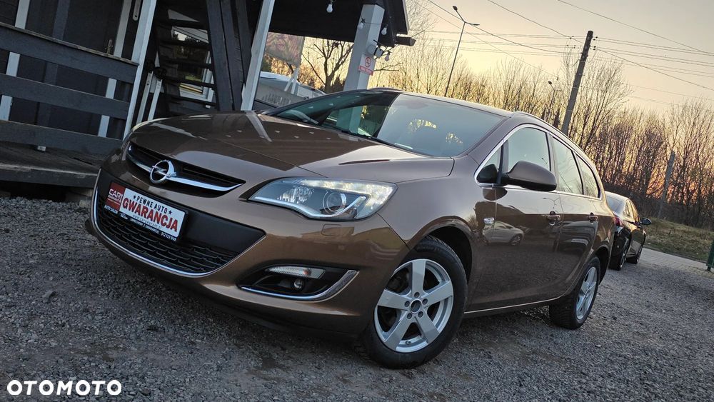 Opel Astra 1.4 T Cosmo - 1