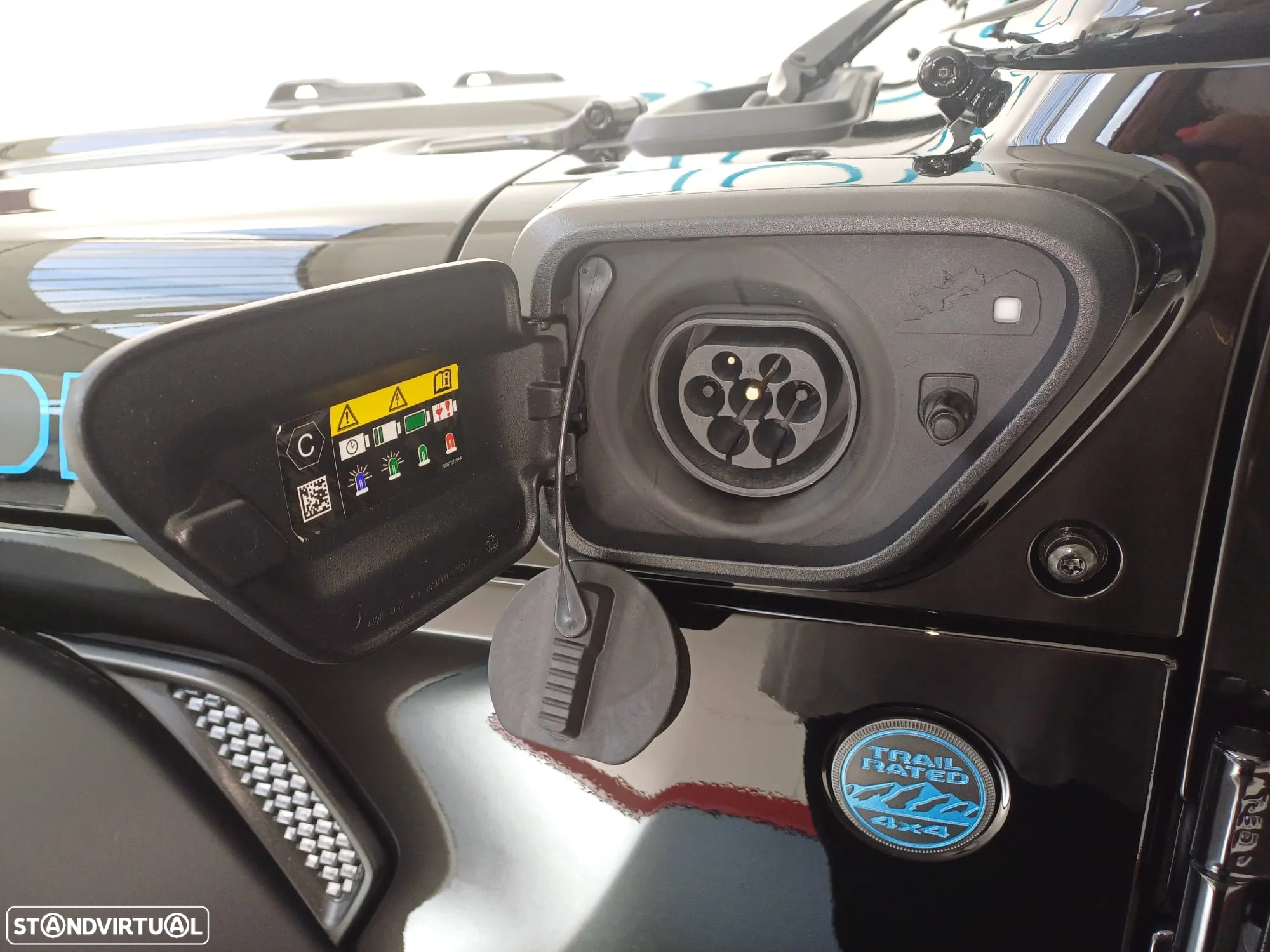 Jeep Wrangler - 9