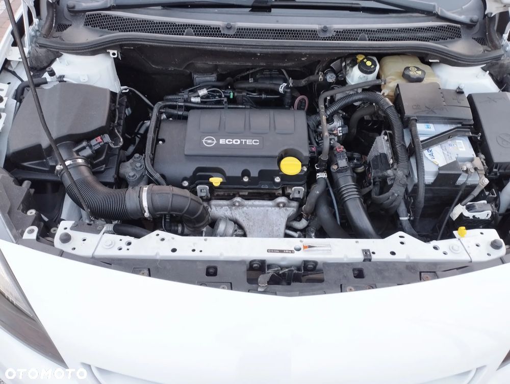 Opel Astra 1.4 Turbo - 22