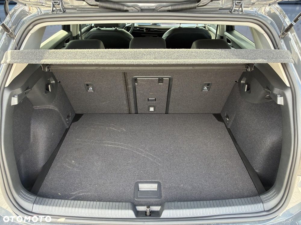Volkswagen Golf - 29