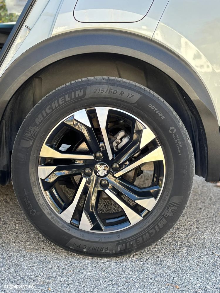 Peugeot 2008 BlueHDi 130 EAT8 Allure Pack - 7