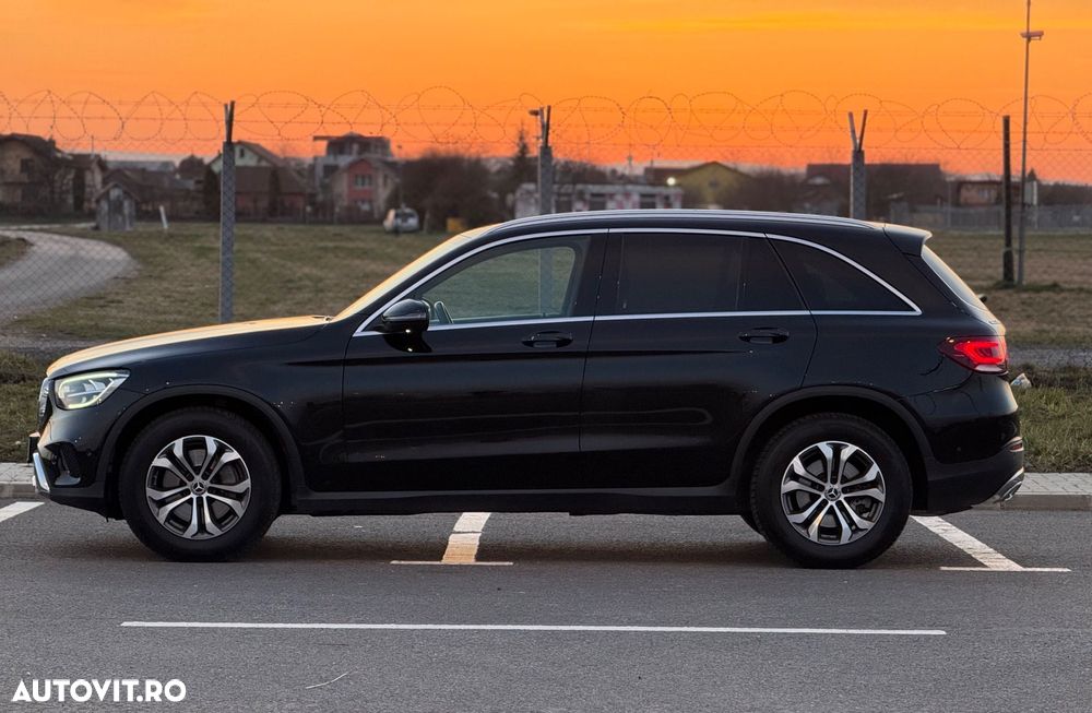 Mercedes-Benz GLC 200 d 4MATIC 9G-TRONIC - 9