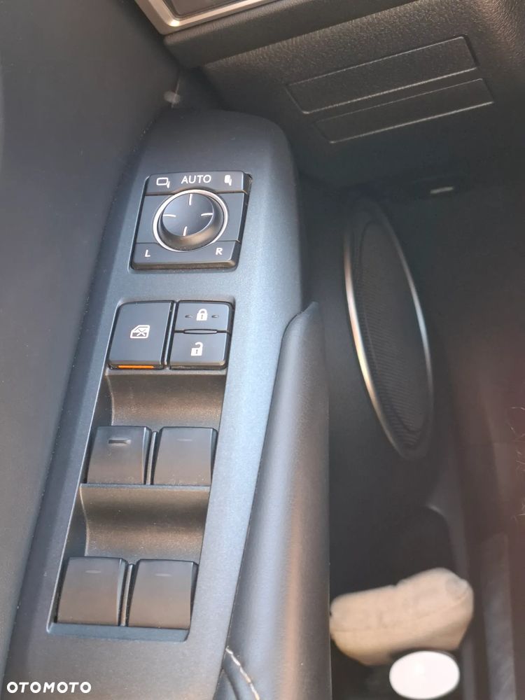 Lexus NX 300h Elegance AWD - 7