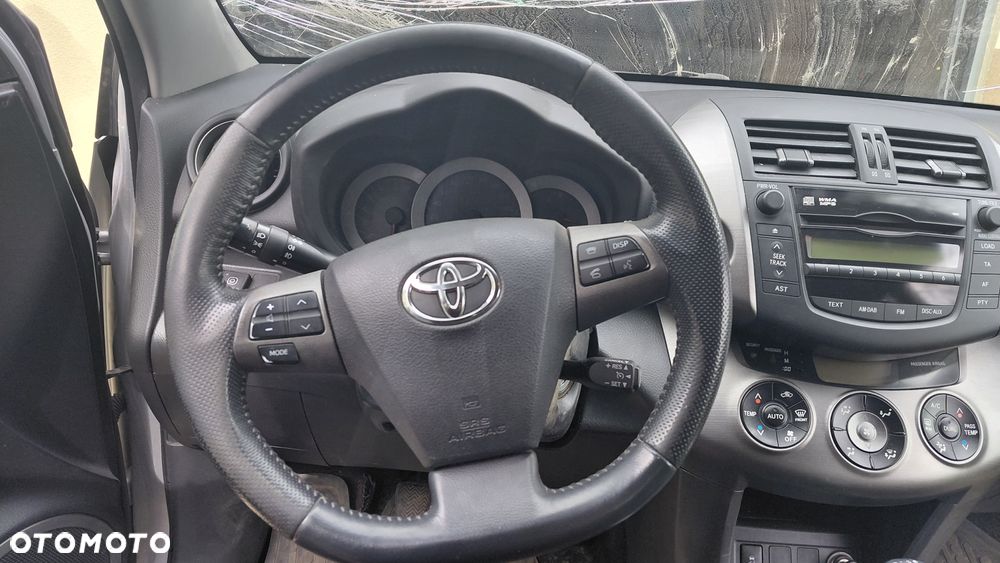 Toyota RAV4 2.0 4x4 Life - 8