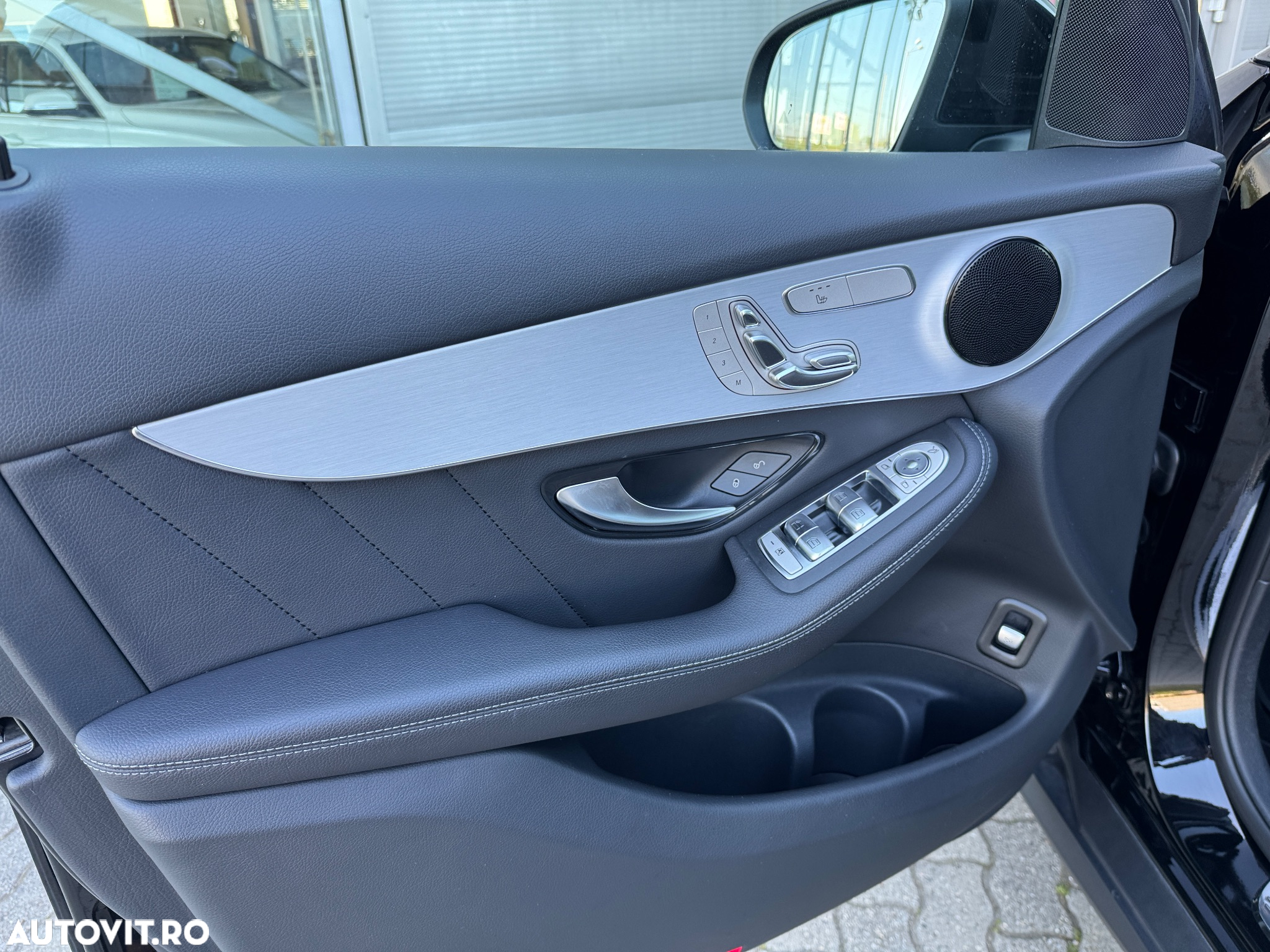 Mercedes-Benz GLC 300 de 4Matic 9G-TRONIC Edition AMG Line - 23