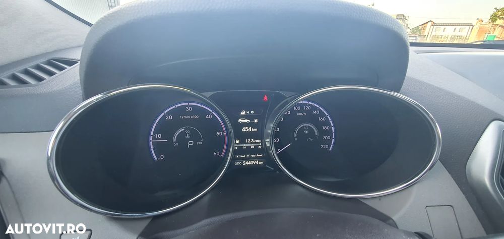 Hyundai ix35 2.0 CRDI 4WD Automatik Luxury - 9