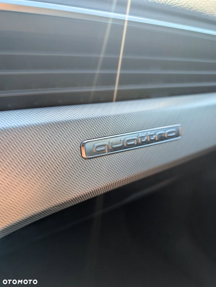 Audi A4 Avant 40 TDI S tronic quattro - 26