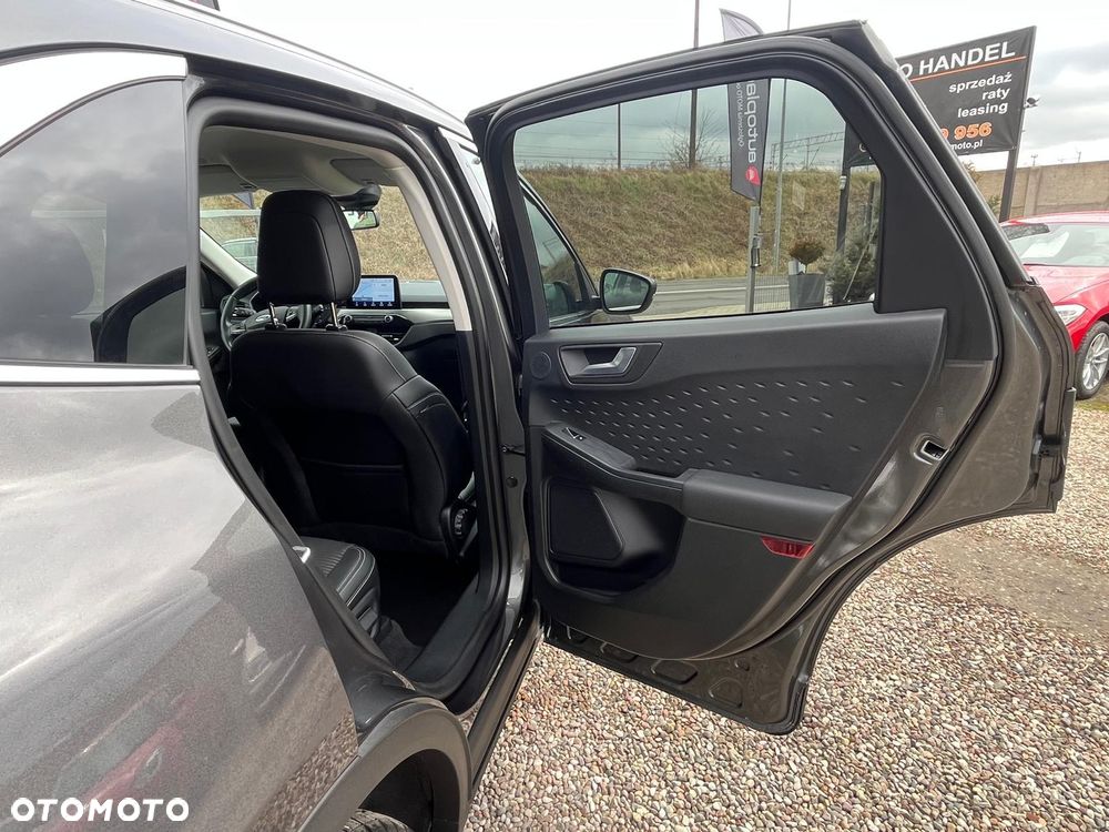 Ford Kuga - 26