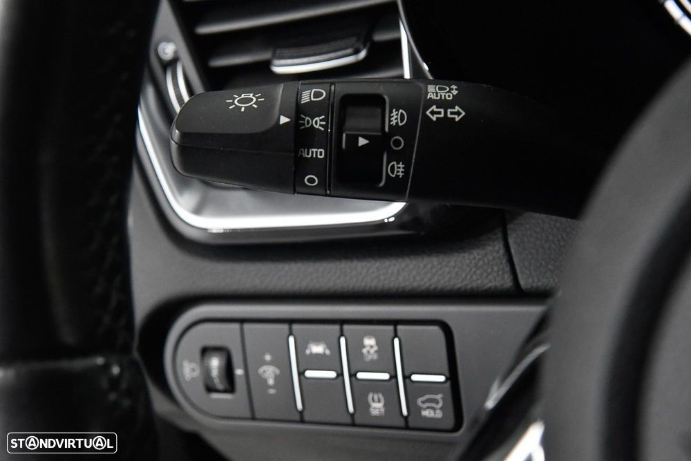 Kia XCeed 1.6 CRDi MHEV Tech - 22