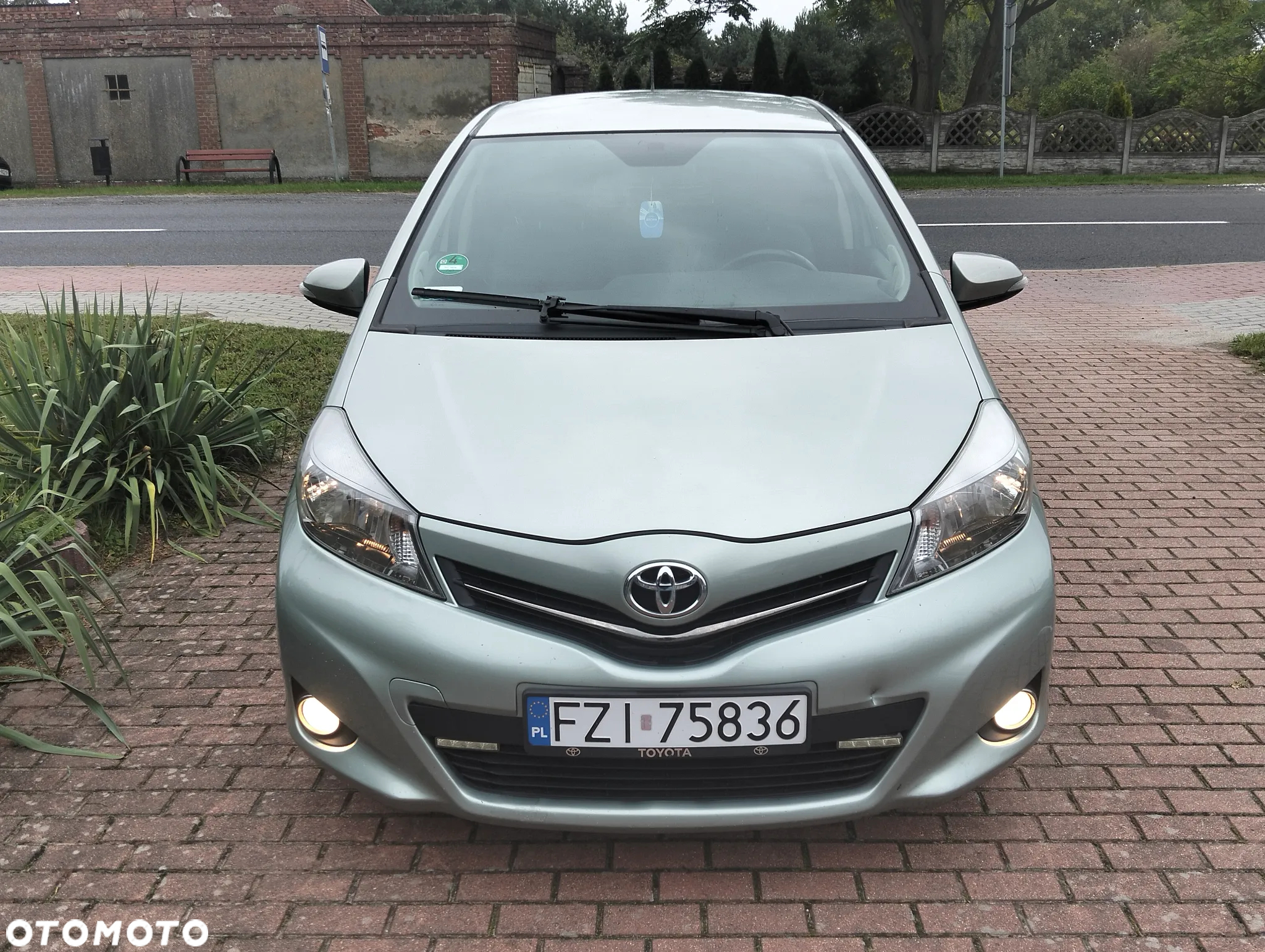 Toyota Yaris 1.33 Sol MM - 11