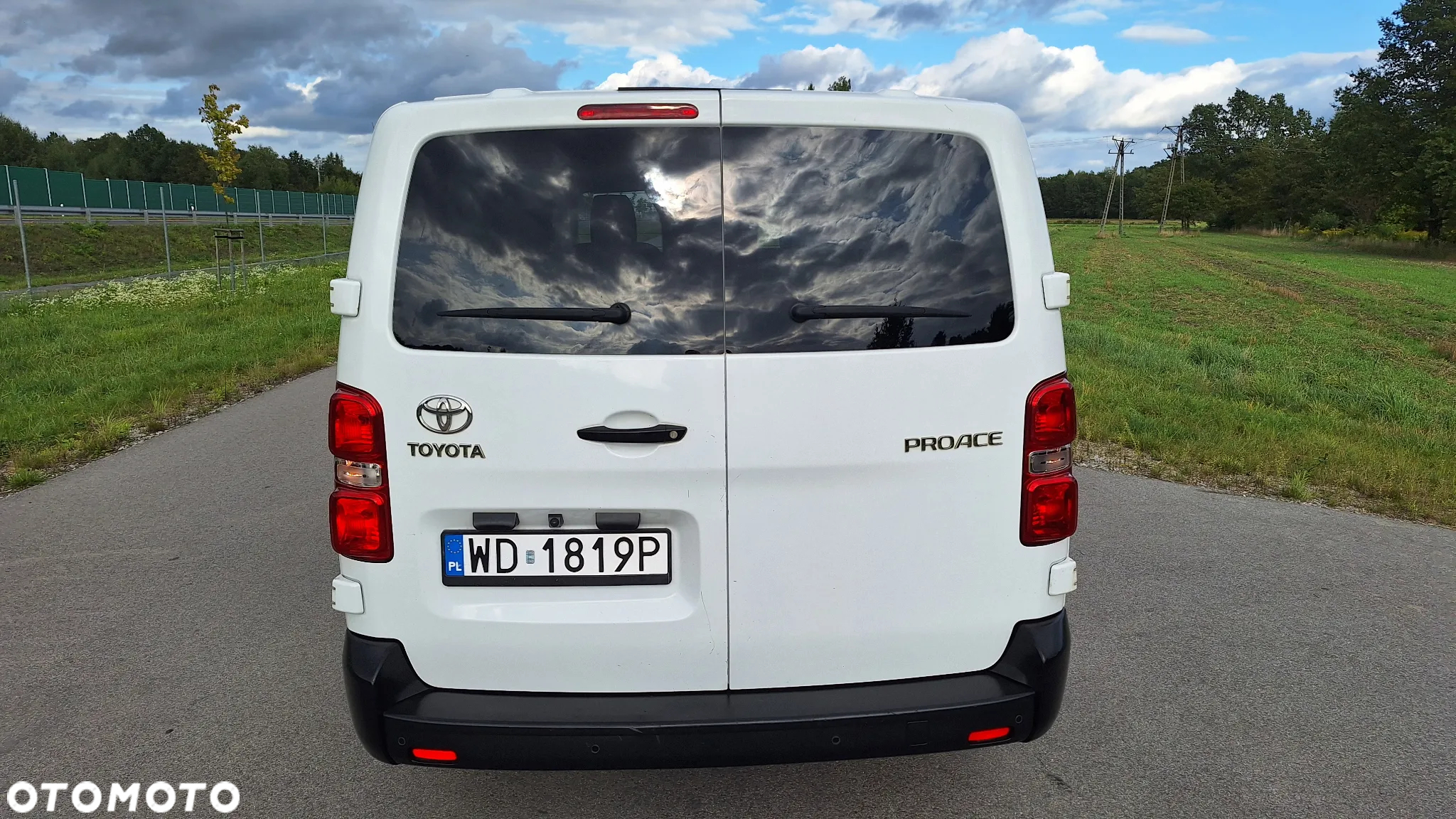 Toyota Proace Verso 2.0 D4-D Long Business - 16