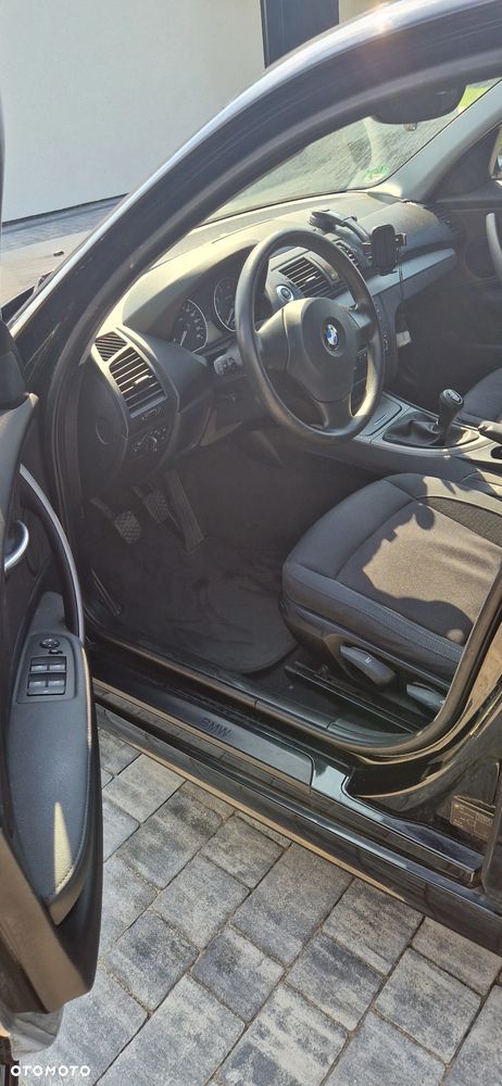BMW Seria 1 116i - 8