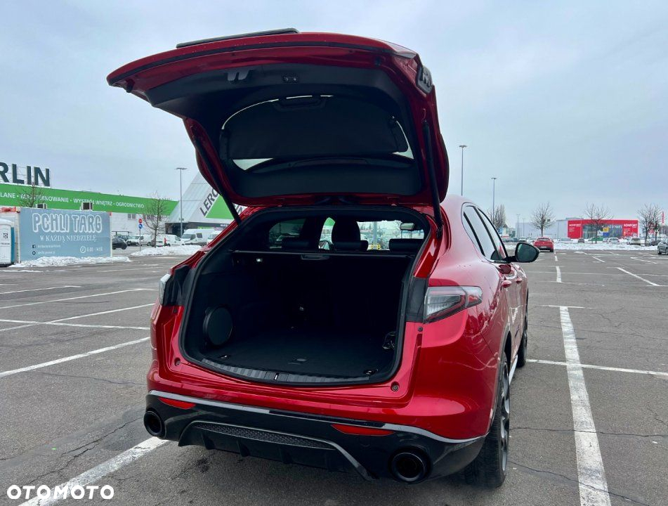 Alfa Romeo Stelvio - 7