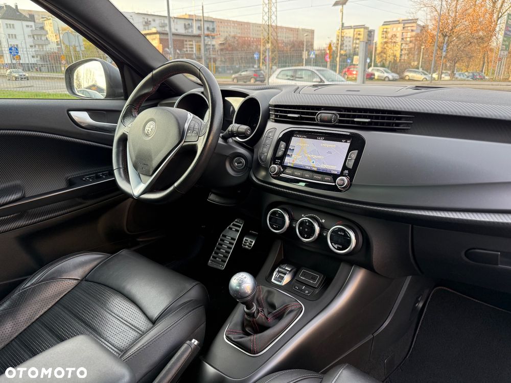 Alfa Romeo Giulietta 1.6 JTDM Sport - 24