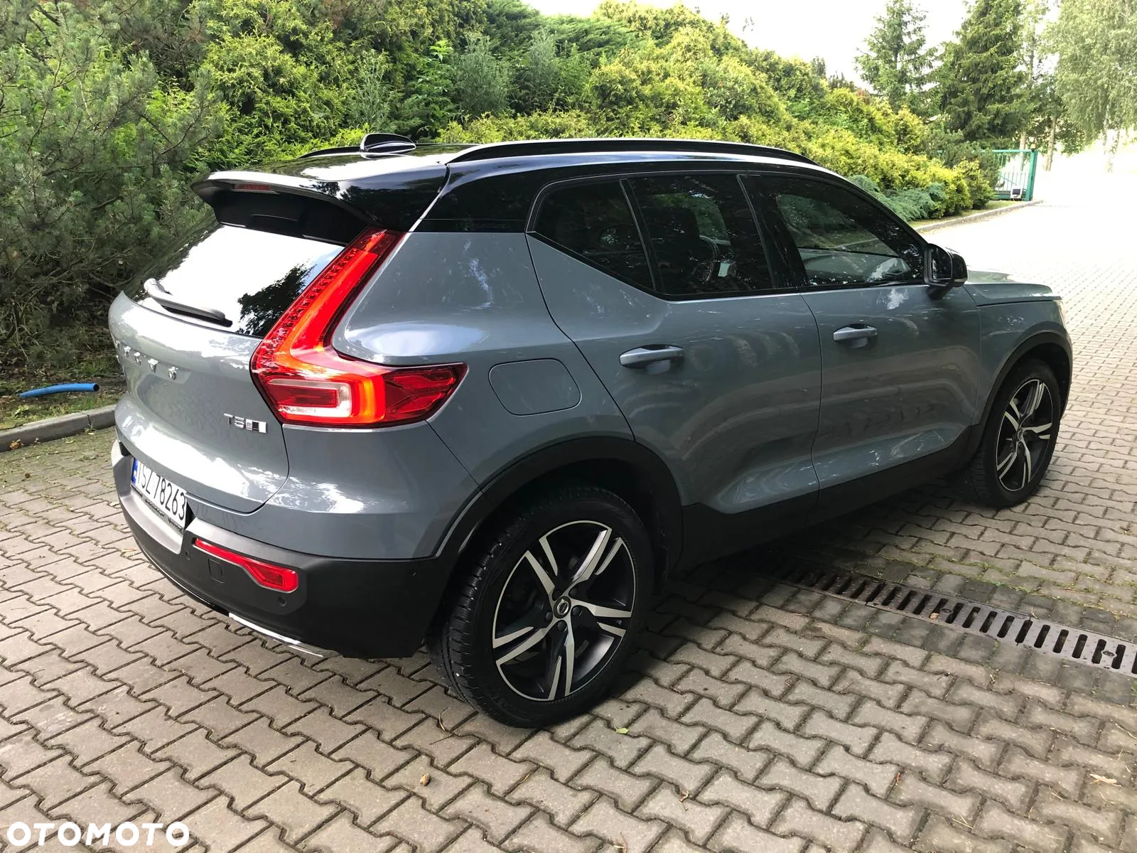 Volvo XC 40 T5 AWD R-Design - 9