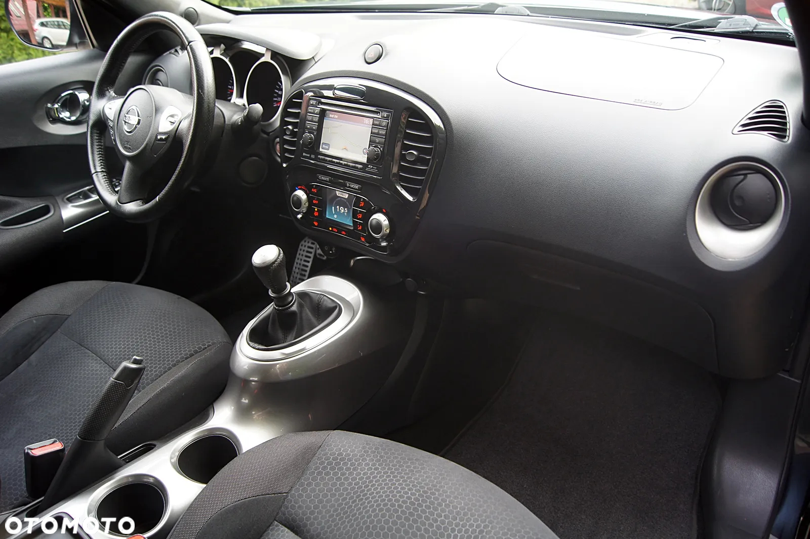 Nissan Juke 1.6 DIG-T Acenta - 26