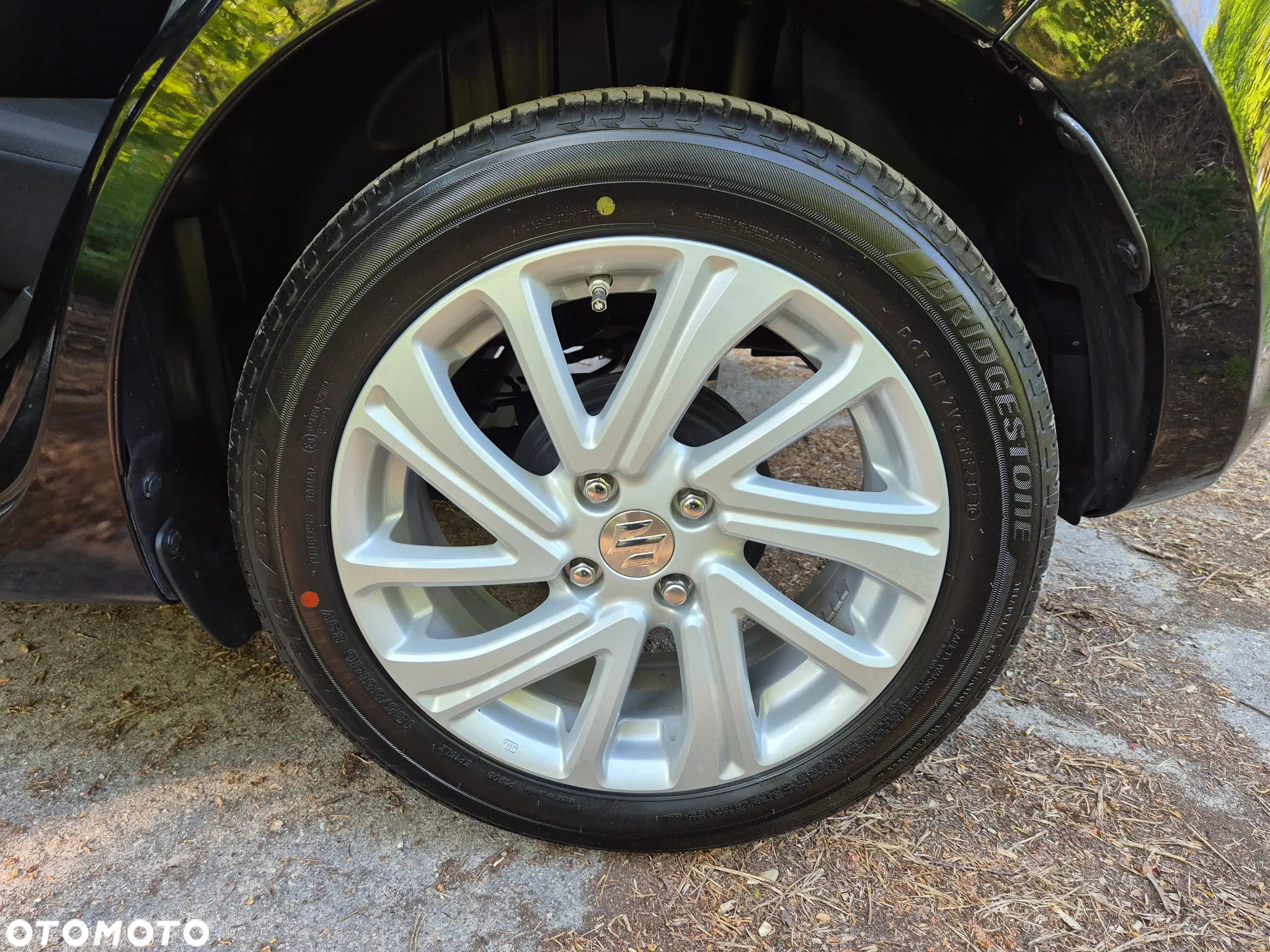 Suzuki Swift 1.2 Dualjet SHVS Premium CVT - 29