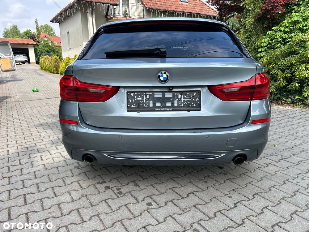 BMW Seria 5 520d xDrive Sport Line - 2