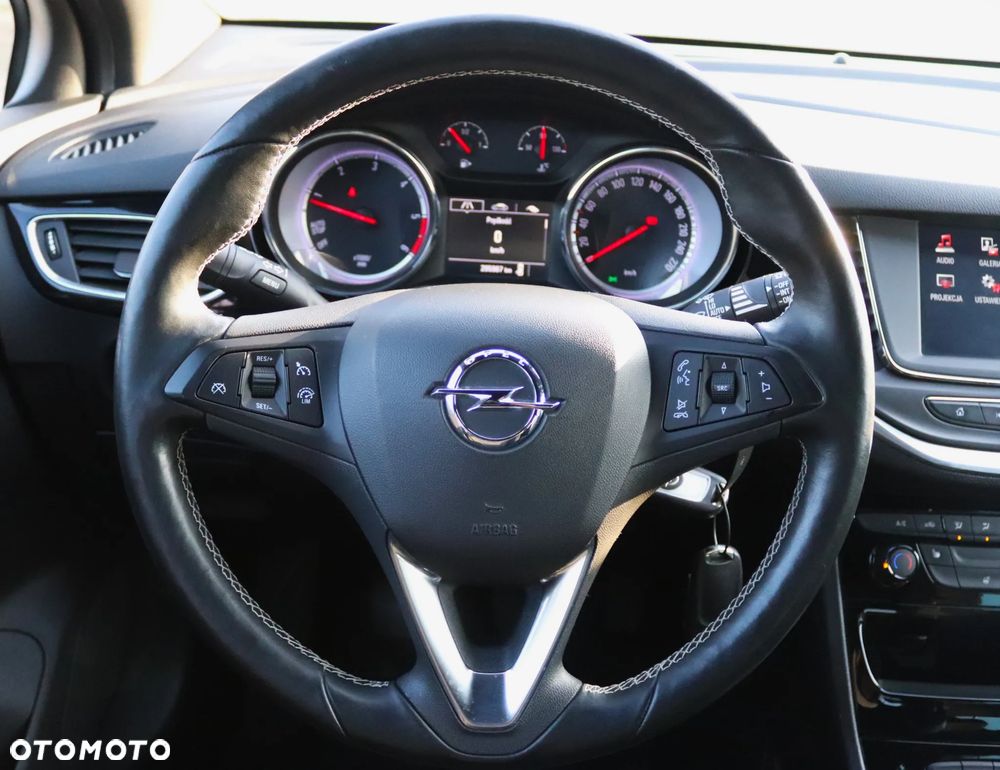 Opel Astra 1.6 D (CDTI) Start/Stop Dynamic - 15