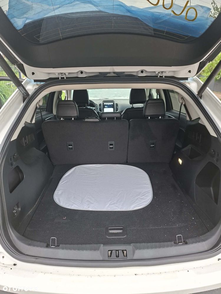 Ford Edge - 21