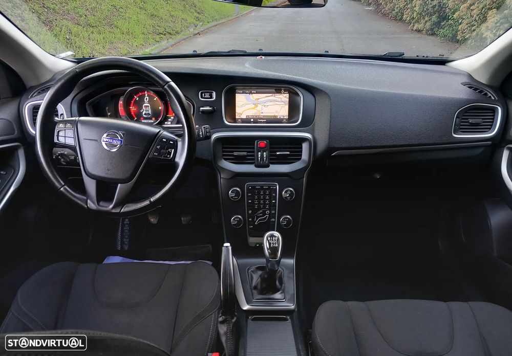 Volvo V40 D2 Summum - 7