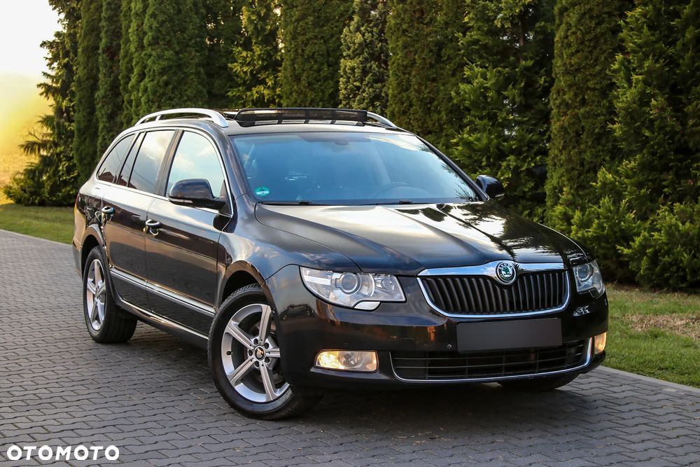 Skoda Superb Combi 2.0 TDI DSG L&K - 2