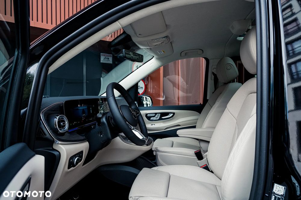 Mercedes-Benz Klasa V 300 d 4-Matic 9G-Tronic Exclusive (d³ugi) - 13