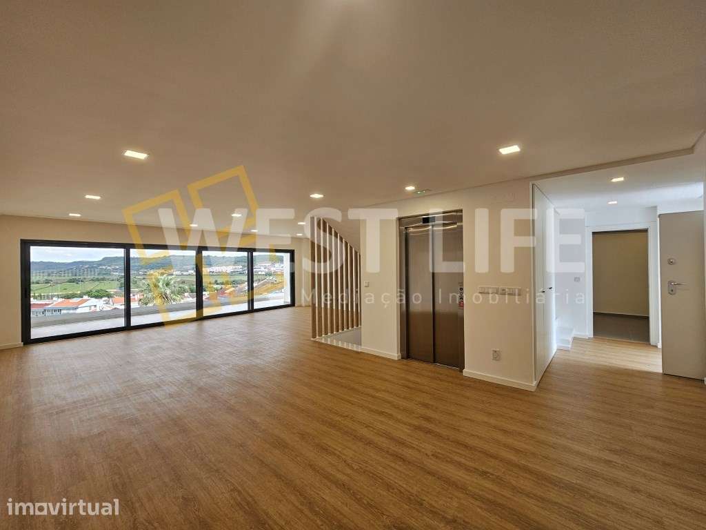Moradia de Luxo T5 - Piscina Aquecida e Vista panorâmica deslumbran... - Grande imagem: 5/30