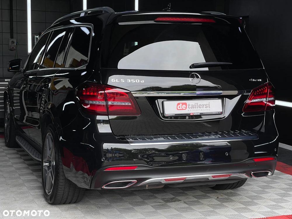 Mercedes-Benz GLS - 18