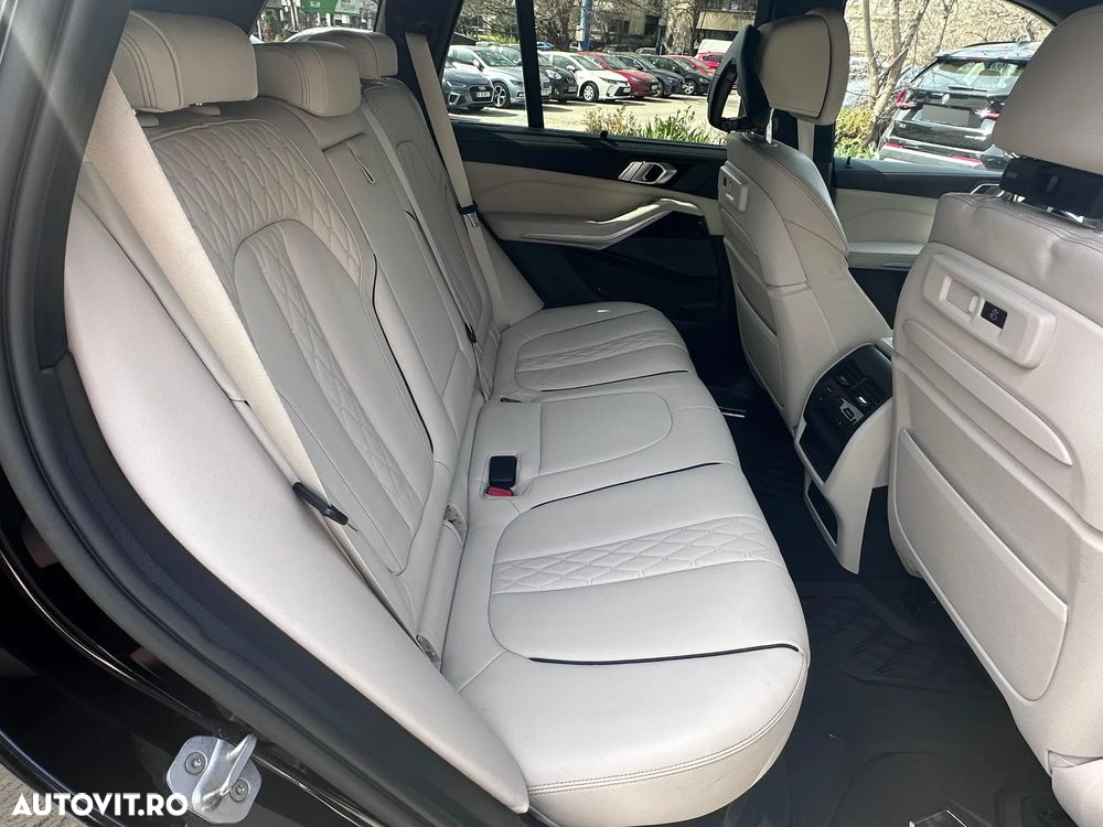BMW X5 xDrive30d - 14