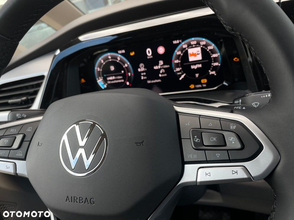 Volkswagen california Nowa California Beach silnik: 2,0 l TSI OPF 204 KM / skrzynia biegów: 7-biegowa DSG rozstaw osi: 3124 mm - 11