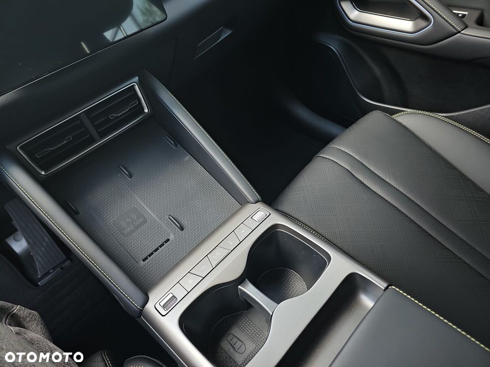 BYD Atto 2 DM-i - 13