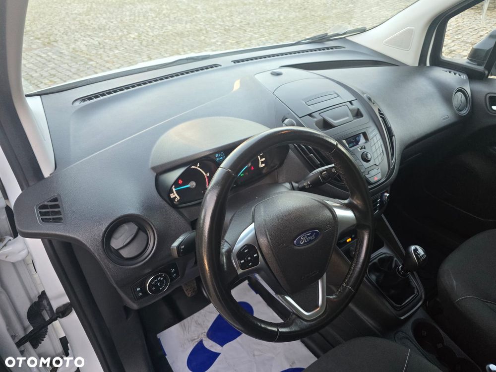 Ford TRANSIT COURIER - 18
