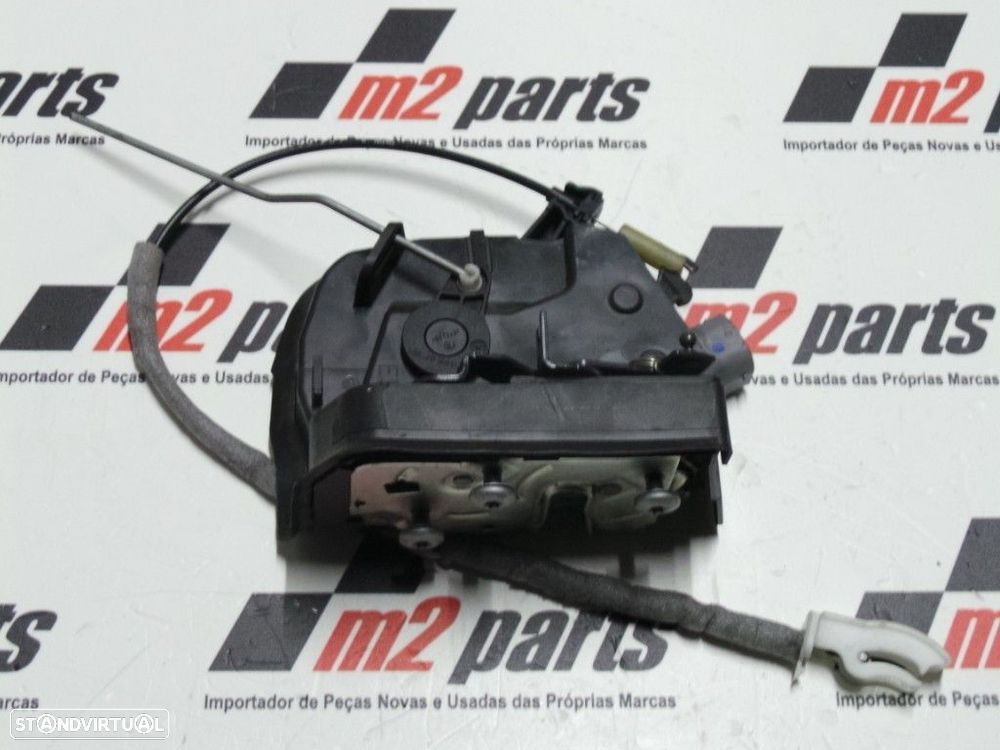 Fecho da porta Direito/Trás Seminovo/ Original BMW X5 51228402602 - 1