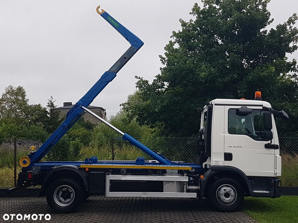 MAN TGL 12.220 HAKOWIEC SKIBICKI 4x2 KLIMA HAKOWIEC DO KONTENERÓW MANUAL 12T POD KONTENERY - 17