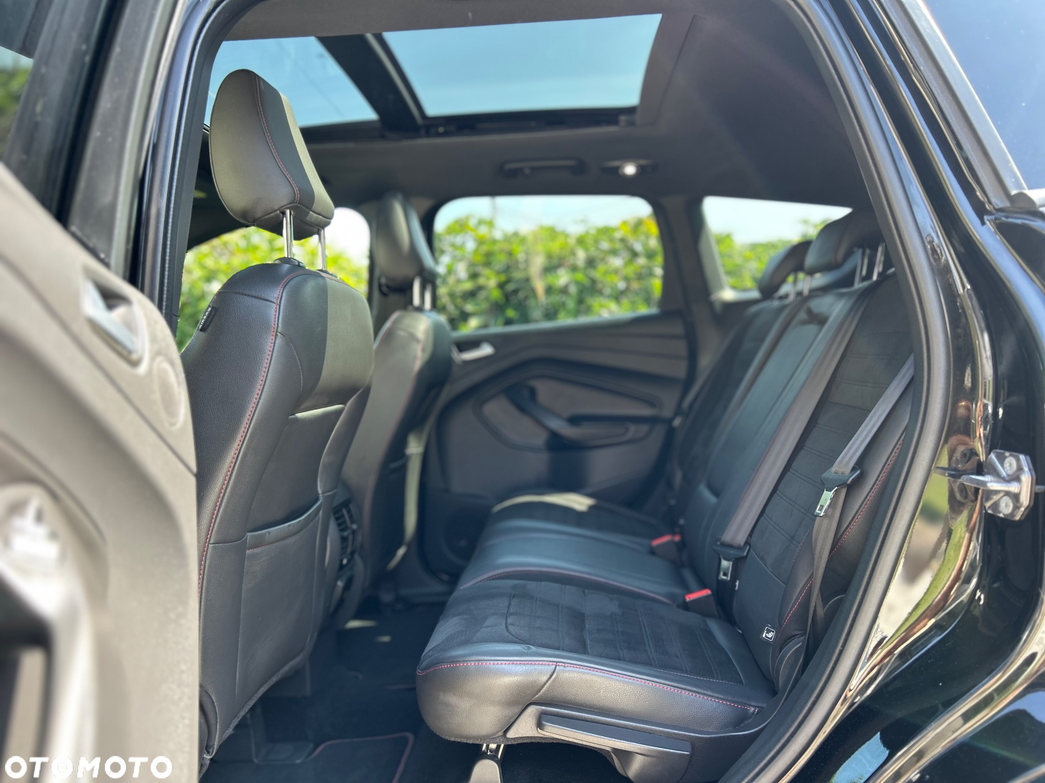 Ford Kuga 2.0 TDCi 4x4 ST-Line - 21