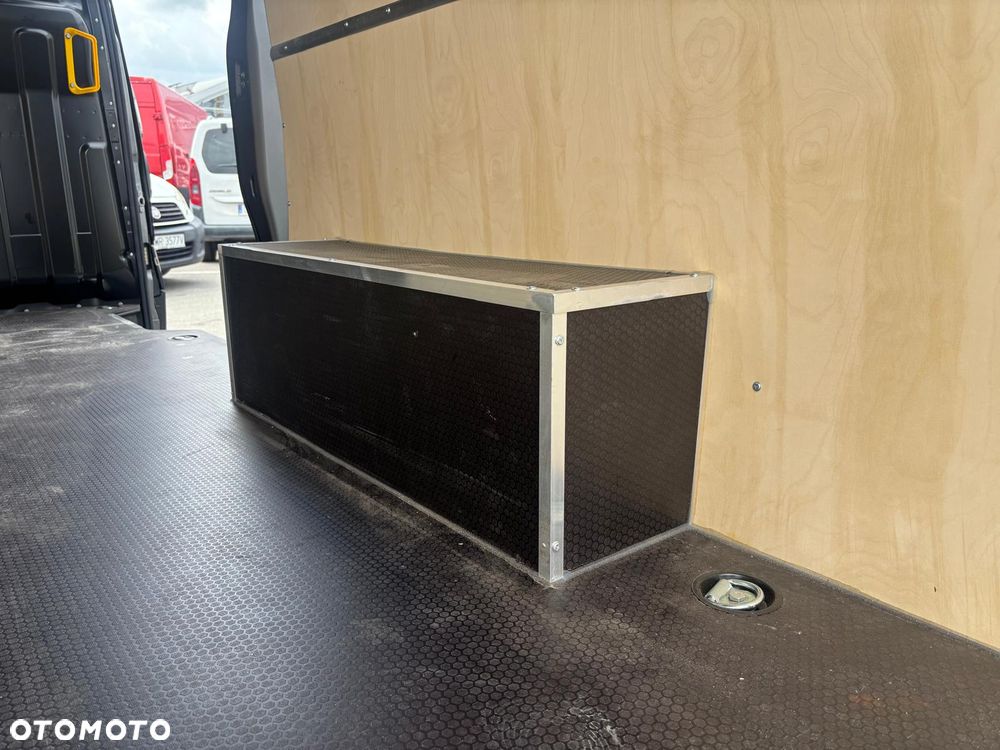 Iveco Daily L3H2 12m3 - 9