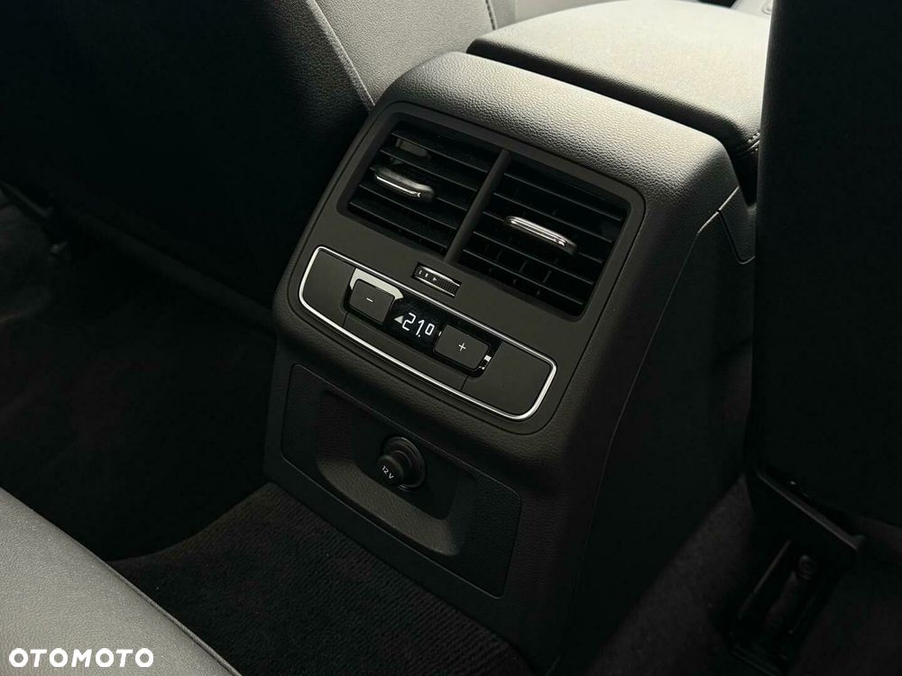 Audi A4 Limousine - 18