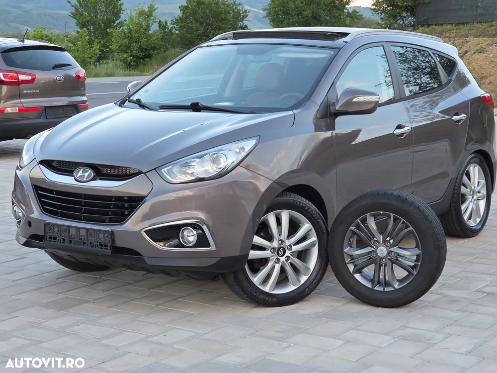 Hyundai ix35 2.0 CRDI 4WD Premium - 1