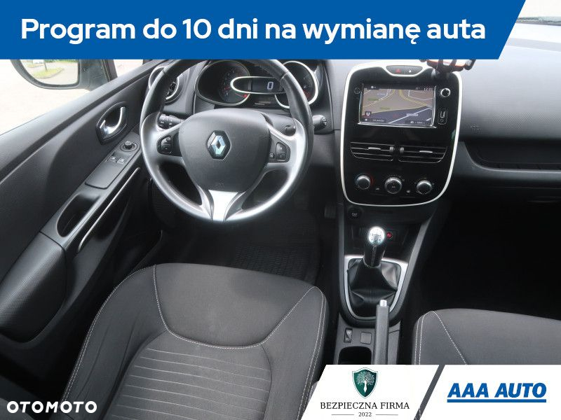 Renault Clio - 8
