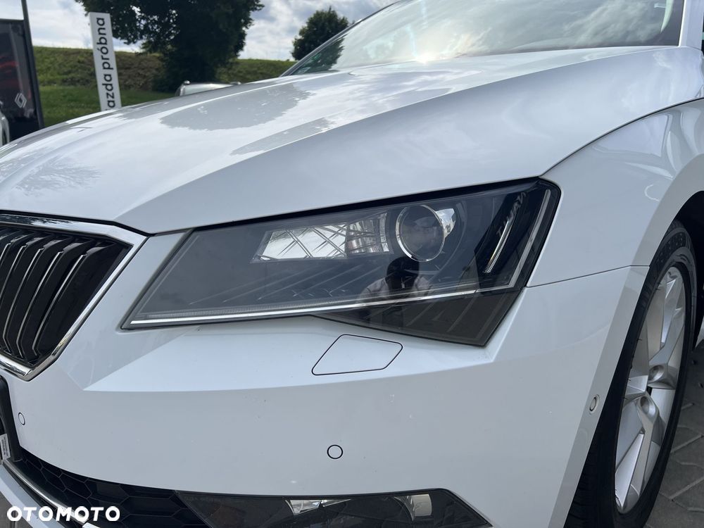 Skoda Superb 2.0 TDI 4x4 Style DSG - 19