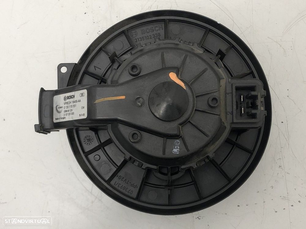 Motor da Sofagem FORD FIESTA VI Van 1.4 TDCi REF. 0130115551 0 130 115 551 - 3