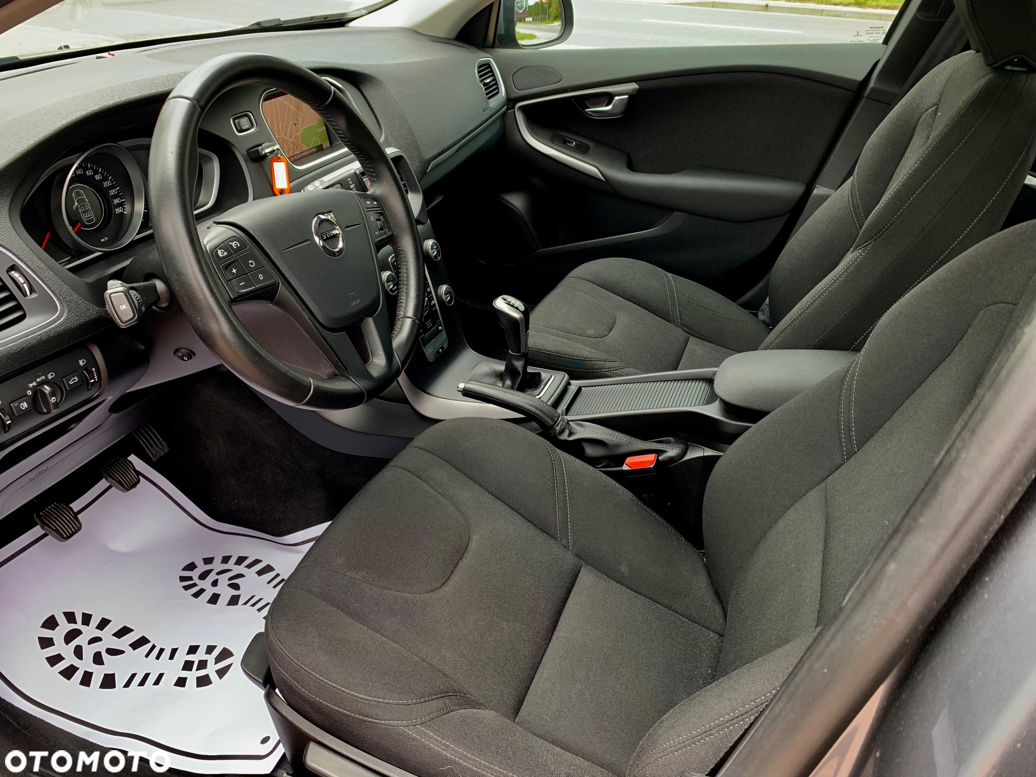 Volvo V40 D2 Drive-E Summum - 18