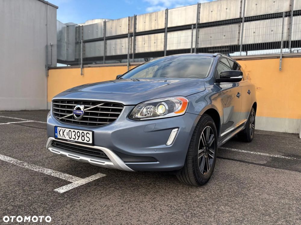 Volvo XC 60 - 4