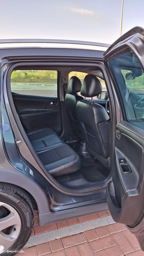 Peugeot 207 SW 1.6 HDi Outdoor - 9