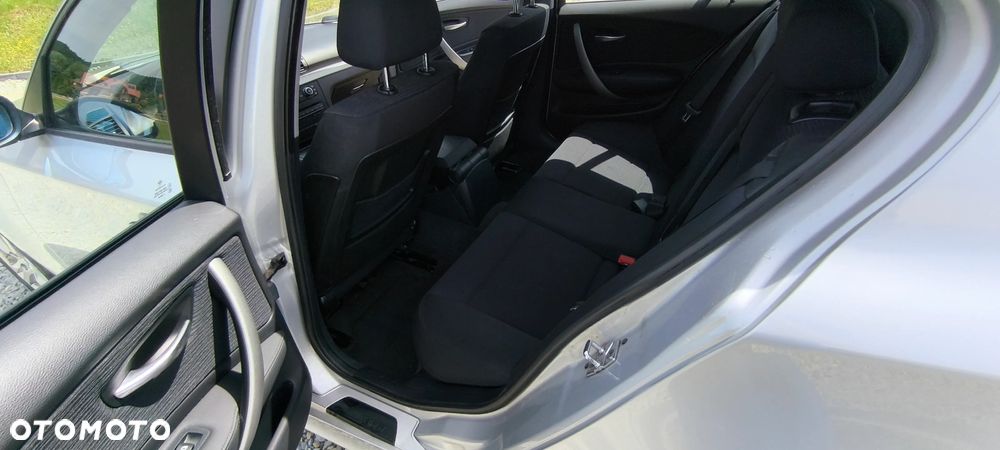 BMW Seria 1 118d - 14