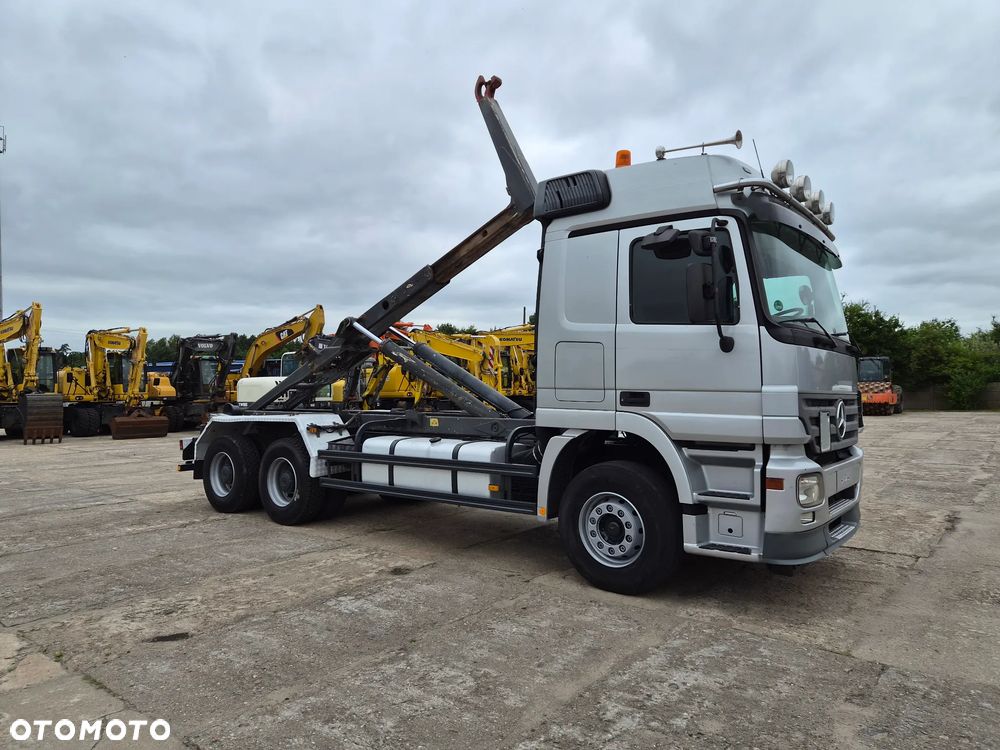 Mercedes-Benz 3344 6x4 Retarder z Niemiec Meiller 20000 kg resor - 33